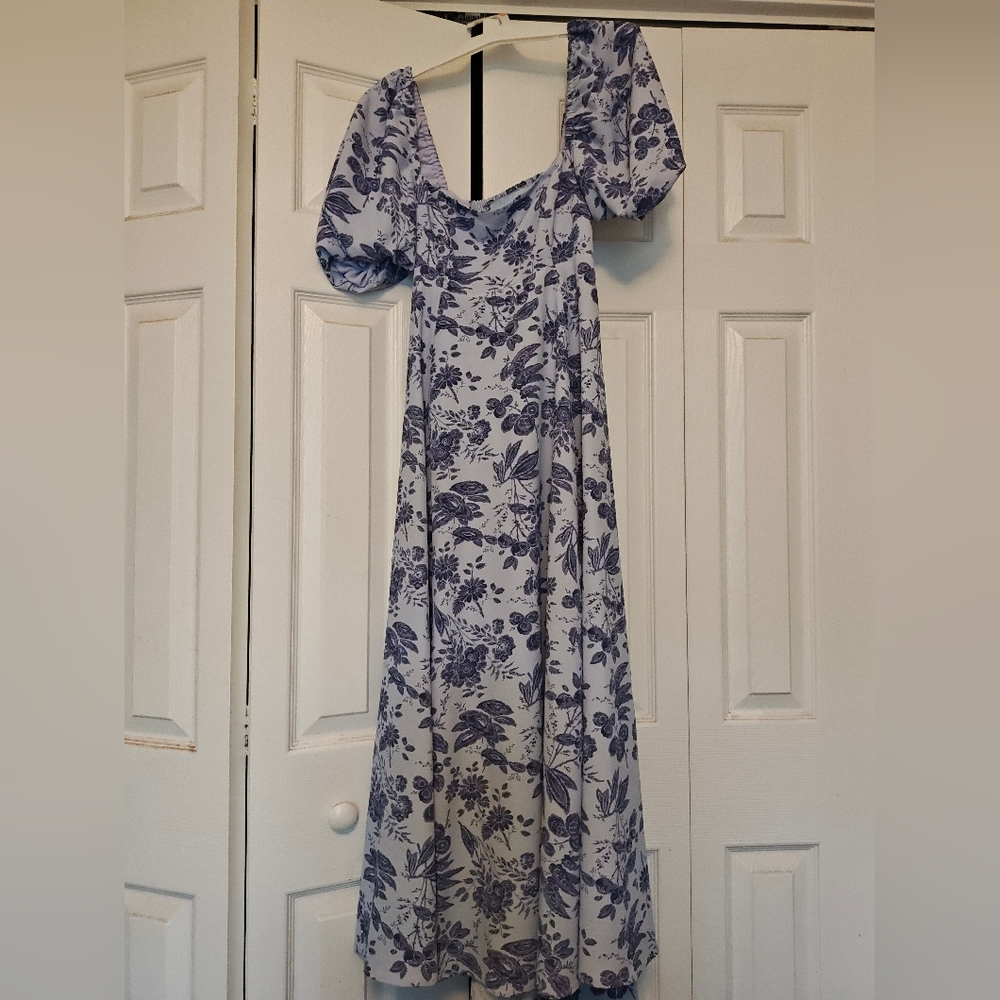 Hill House Matilda Lilac Floral Puff-Sleeve Dress - Picture 2 of 4